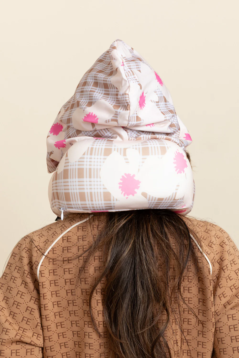 Hooded Neck Pillow - Vintage Palaka Zinnia - Image 6